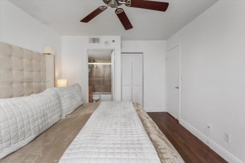 Купить кондоминиум в Майами, Флорида 2 спальни, 91.51м2, № 1981139 - фото 17