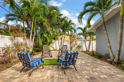 Casa en alquiler en Largo, Florida, 3 dormitorios, 177.44 m2 № 1823978 - foto 25