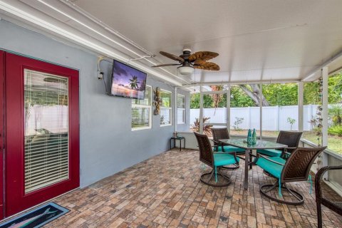 Casa en alquiler en Largo, Florida, 3 dormitorios, 177.44 m2 № 1823978 - foto 24