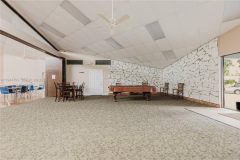 Condo in Tamarac, Florida, 2 bedrooms  № 2001499 - photo 26