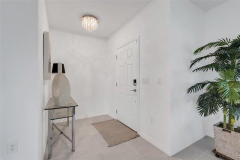Villa ou maison à vendre à Davenport, Floride: 4 chambres, 183.2 m2 № 2415311 - photo 5