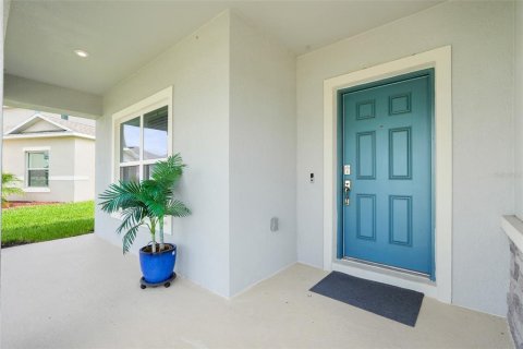 Villa ou maison à vendre à Davenport, Floride: 4 chambres, 183.2 m2 № 2415311 - photo 4