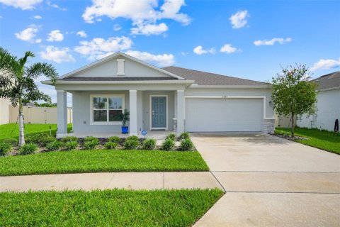 Villa ou maison à Davenport, Floride 4 chambres, 183.2 m2 № 2415311