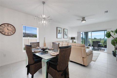 Villa ou maison à vendre à Davenport, Floride: 4 chambres, 183.2 m2 № 2415311 - photo 15