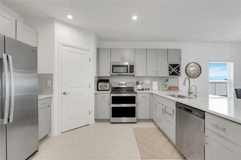 Villa ou maison à vendre à Davenport, Floride: 4 chambres, 183.2 m2 № 2415311 - photo 21