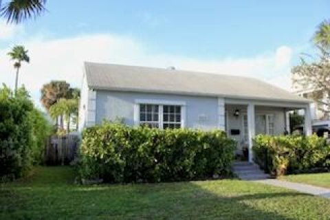 House in West Palm Beach, Florida 2 bedrooms, 77.02 sq.m. № 2146652
