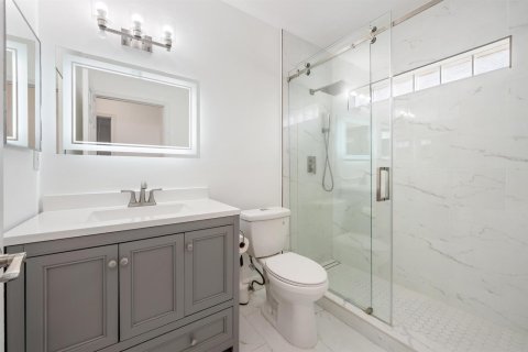 Villa ou maison à vendre à Riviera Beach, Floride: 4 chambres, 199.65 m2 № 2410745 - photo 9