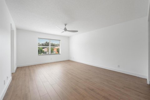 Villa ou maison à vendre à Riviera Beach, Floride: 4 chambres, 199.65 m2 № 2410745 - photo 29