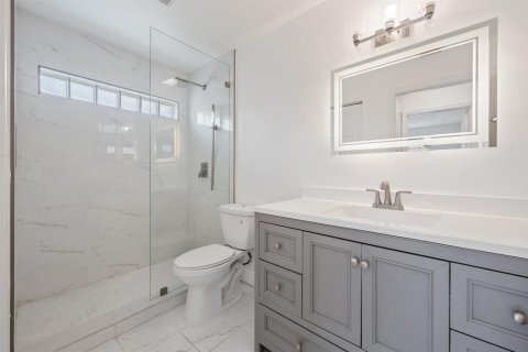 Villa ou maison à vendre à Riviera Beach, Floride: 4 chambres, 199.65 m2 № 2410745 - photo 6