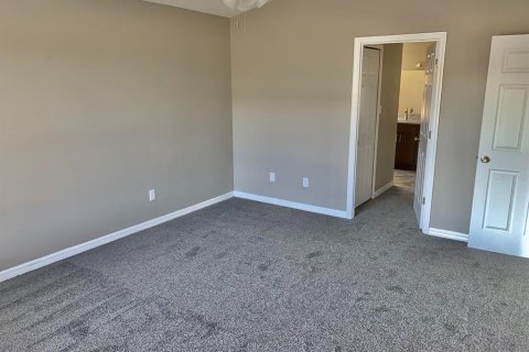 Casa en alquiler en Groveland, Florida, 3 dormitorios, 142.33 m2 № 1725015 - foto 6