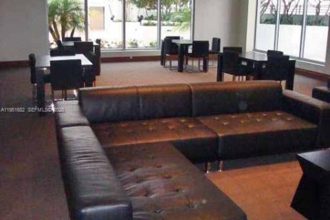 Copropriété à louer à Miami, Floride: 1 chambre, 67.91 m2 № 2006317 - photo 11