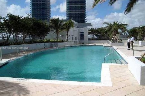 Copropriété à louer à Miami, Floride: 1 chambre, 67.91 m2 № 2006317 - photo 9