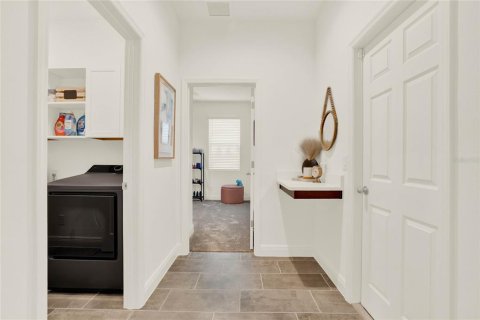 Casa en venta en Groveland, Florida, 4 dormitorios, 195.37 m2 № 1630956 - foto 19