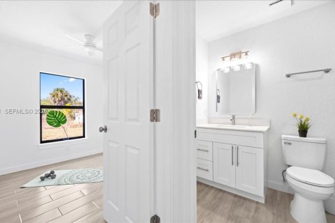 Купить виллу или дом в Лихай-Эйкерс, Флорида 3 спальни, 98.66м2, № 2030803 - фото 17