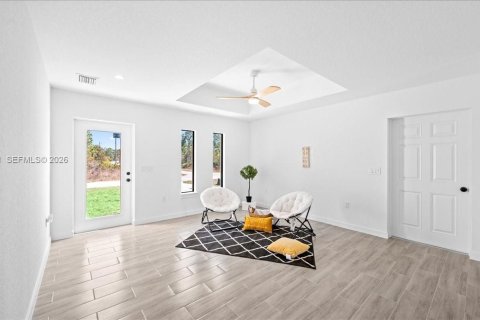 Купить виллу или дом в Лихай-Эйкерс, Флорида 3 спальни, 98.66м2, № 2030803 - фото 5