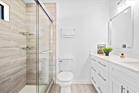 Купить виллу или дом в Лихай-Эйкерс, Флорида 3 спальни, 98.66м2, № 2030803 - фото 13