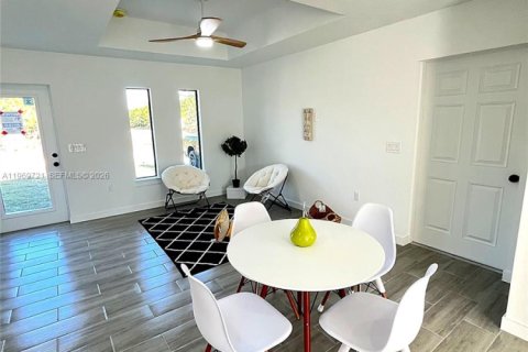 Купить виллу или дом в Лихай-Эйкерс, Флорида 3 спальни, 98.66м2, № 2030803 - фото 6