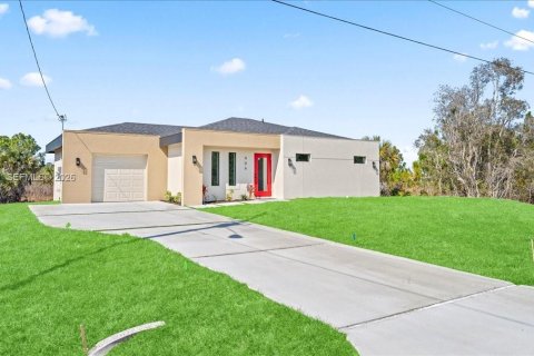 Купить виллу или дом в Лихай-Эйкерс, Флорида 3 спальни, 98.66м2, № 2030803 - фото 3