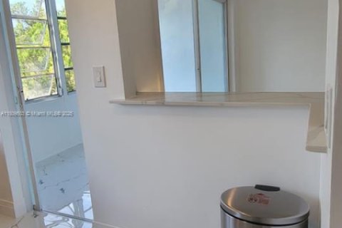 Copropriété à vendre à Lauderhill, Floride: 1 chambre, 70.14 m2 № 1749983 - photo 16