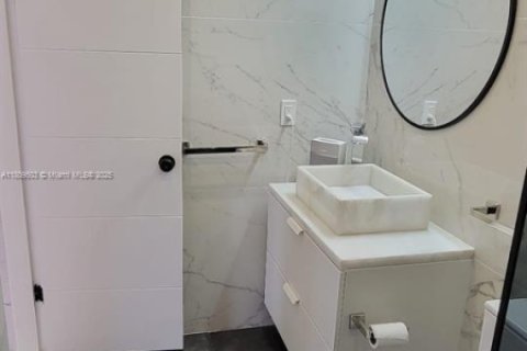 Copropriété à vendre à Lauderhill, Floride: 1 chambre, 70.14 m2 № 1749983 - photo 28