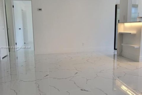Copropriété à vendre à Lauderhill, Floride: 1 chambre, 70.14 m2 № 1749983 - photo 8