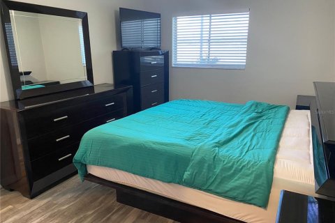 Купить кондоминиум в Семинол, Флорида 7 комнат, 81.2м2, № 1901412 - фото 11