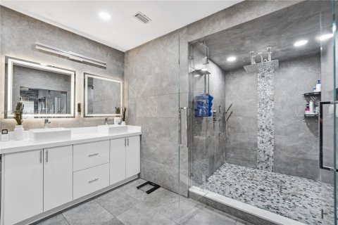Casa en venta en Davie, Florida, 6 dormitorios, 288.74 m2 № 2081003 - foto 29