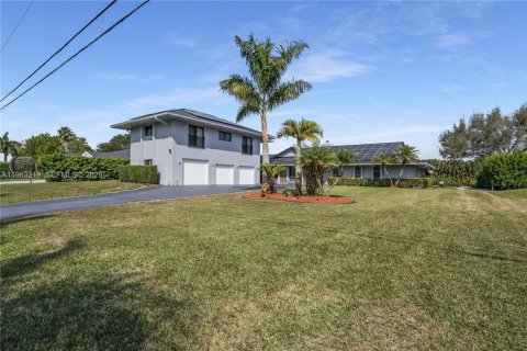 Casa en venta en Davie, Florida, 6 dormitorios, 288.74 m2 № 2081003 - foto 10