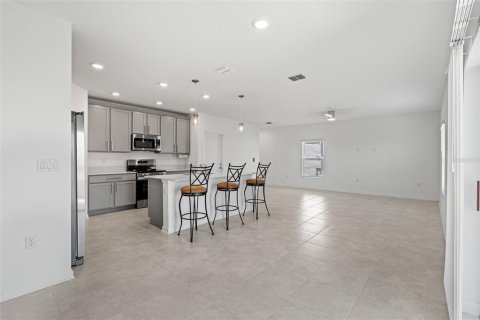 Villa ou maison à vendre à Daytona Beach, Floride: 4 chambres, 174.01 m2 № 2425550 - photo 15