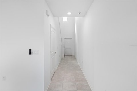 Villa ou maison à vendre à Daytona Beach, Floride: 4 chambres, 174.01 m2 № 2425550 - photo 3