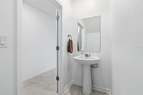 Villa ou maison à vendre à Daytona Beach, Floride: 4 chambres, 174.01 m2 № 2425550 - photo 8
