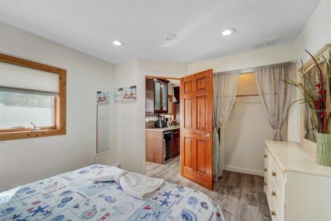 House in Sarasota, Florida 3 bedrooms, 157.93 sq.m. № 2317357 - photo 12