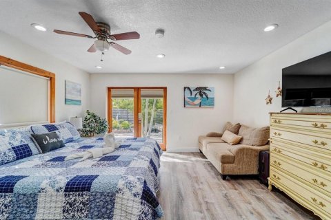 House in Sarasota, Florida 3 bedrooms, 157.93 sq.m. № 2317357 - photo 26