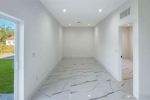 Villa ou maison à vendre à Apopka, Floride: 3 chambres, 185.8 m2 № 2124651 - photo 11