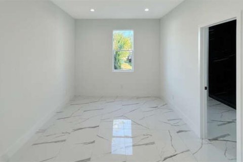 Villa ou maison à vendre à Apopka, Floride: 3 chambres, 185.8 m2 № 2124651 - photo 19