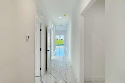 Villa ou maison à vendre à Apopka, Floride: 3 chambres, 185.8 m2 № 2124651 - photo 6