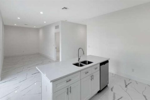 Villa ou maison à vendre à Apopka, Floride: 3 chambres, 185.8 m2 № 2124651 - photo 13