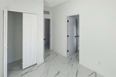 Villa ou maison à vendre à Apopka, Floride: 3 chambres, 185.8 m2 № 2124651 - photo 25