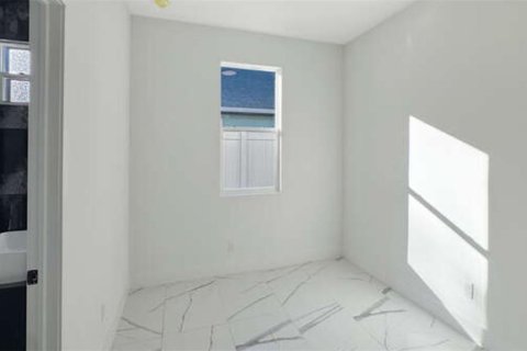 Villa ou maison à vendre à Apopka, Floride: 3 chambres, 185.8 m2 № 2124651 - photo 24
