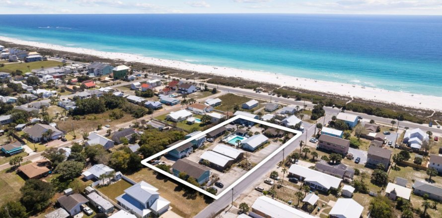Propiedad comercial en Panama City Beach, Florida № 561042
