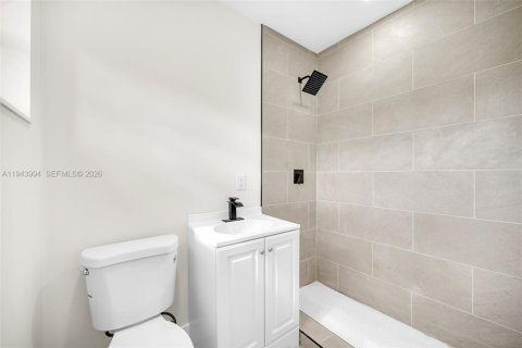 Propiedad comercial en venta en Miami, Florida, 171.68 m2 № 2000847 - foto 10