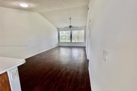 Copropriété à louer à Boca Raton, Floride: 1 chambre, 65.03 m2 № 1945515 - photo 5