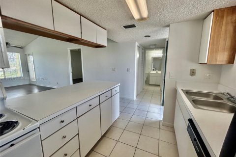 Copropriété à louer à Boca Raton, Floride: 1 chambre, 65.03 m2 № 1945515 - photo 3