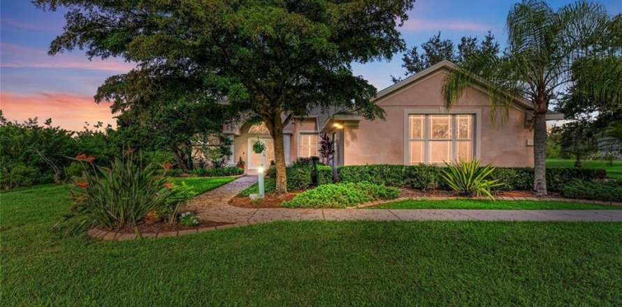 Villa ou maison à Lakewood Ranch, Floride 4 chambres, 215.44 m2 № 1878236