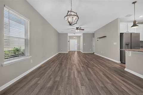 Townhouse in Ormond Beach, Florida 3 bedrooms, 161.28 sq.m. № 2267486 - photo 19