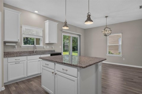 Townhouse in Ormond Beach, Florida 3 bedrooms, 161.28 sq.m. № 2267486 - photo 11