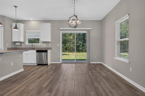 Townhouse in Ormond Beach, Florida 3 bedrooms, 161.28 sq.m. № 2267486 - photo 17