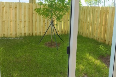 Touwnhouse à vendre à Homestead, Floride: 3 chambres, 143.53 m2 № 1923991 - photo 6