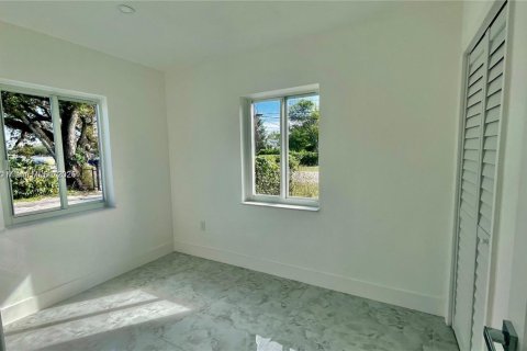 Villa ou maison à vendre à Miami Gardens, Floride: 4 chambres, 111.48 m2 № 1974014 - photo 7