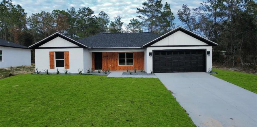 Villa ou maison à Citrus Springs, Floride 3 chambres, 139.17 m2 № 2142891